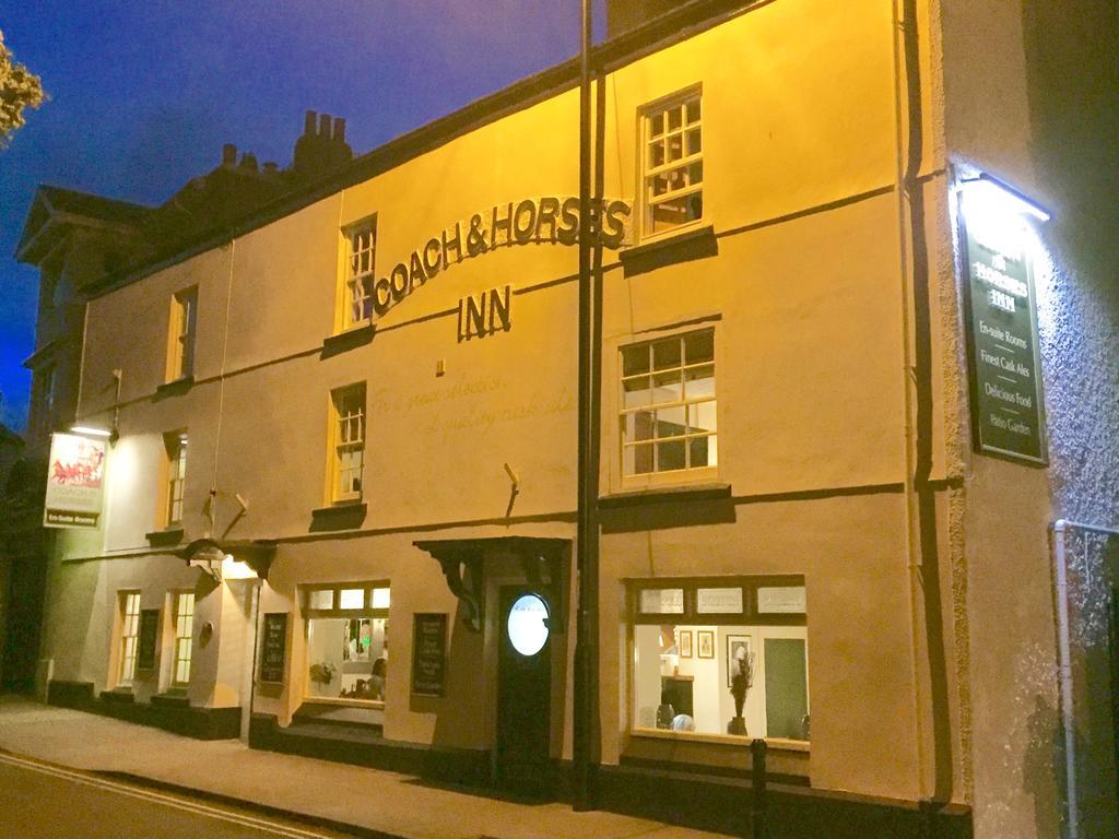 The Coach And Horses Inn Chepstow Exteriér fotografie